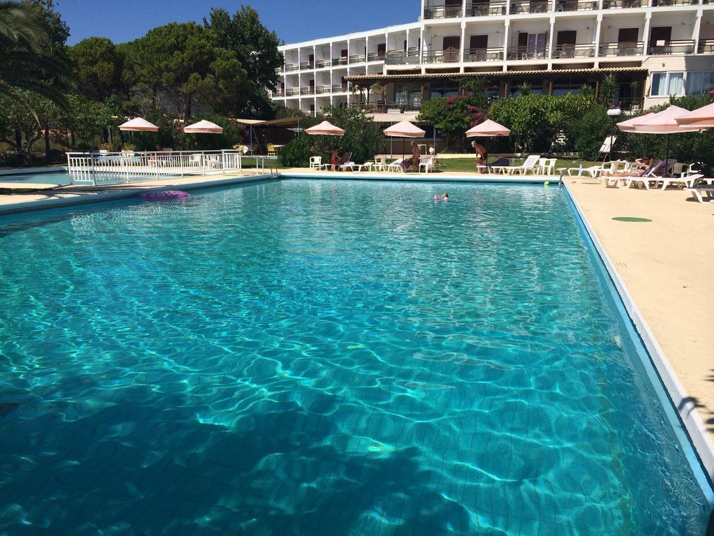 Irinna Hotel Svoronata Esterno foto