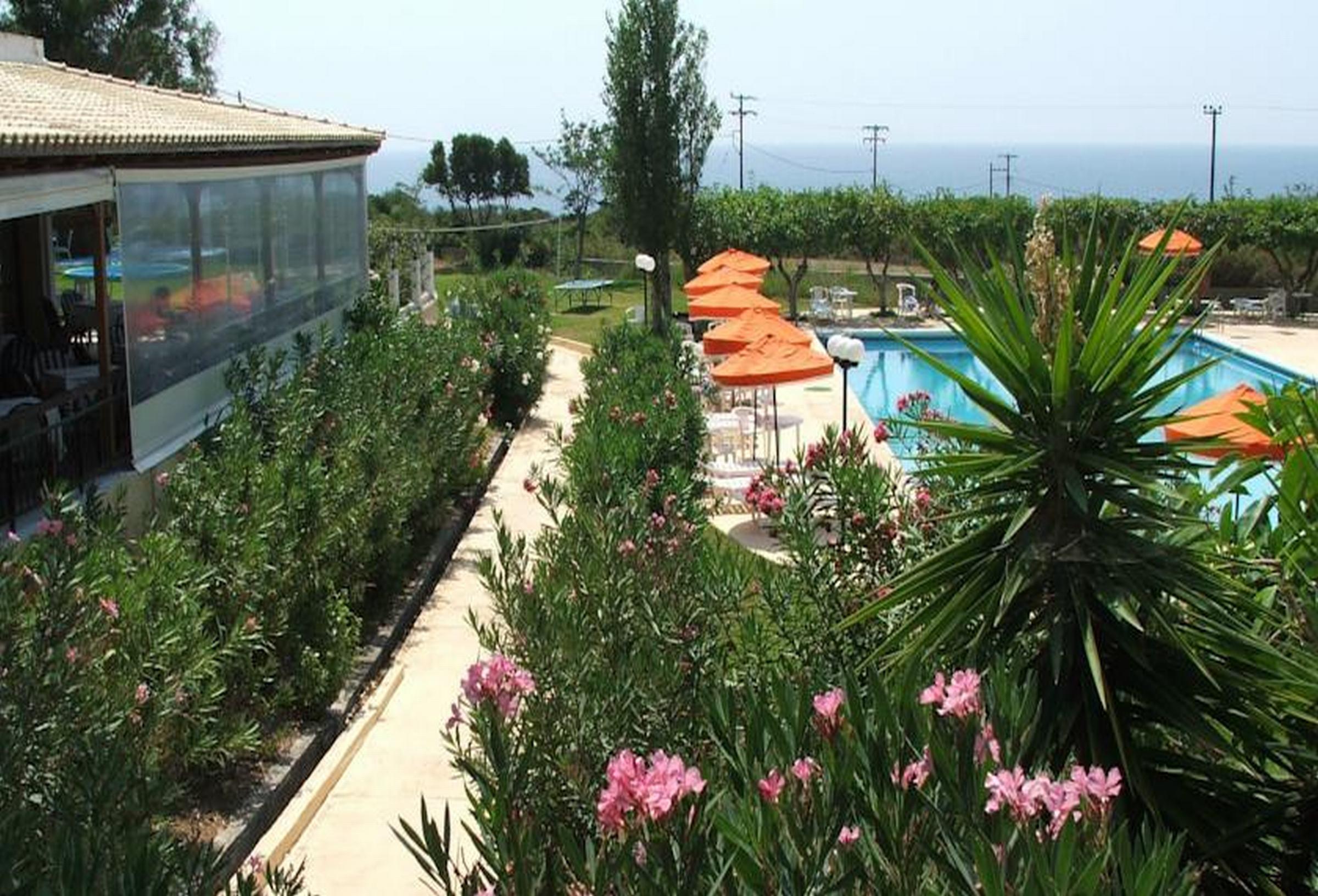 Irinna Hotel Svoronata Esterno foto