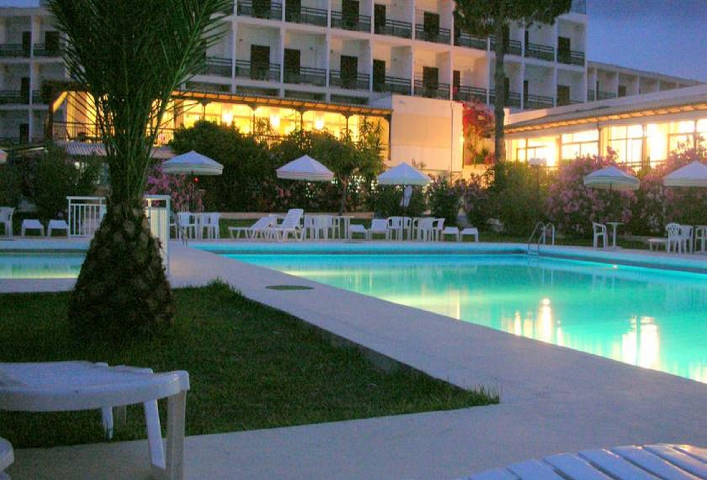 Irinna Hotel Svoronata Esterno foto