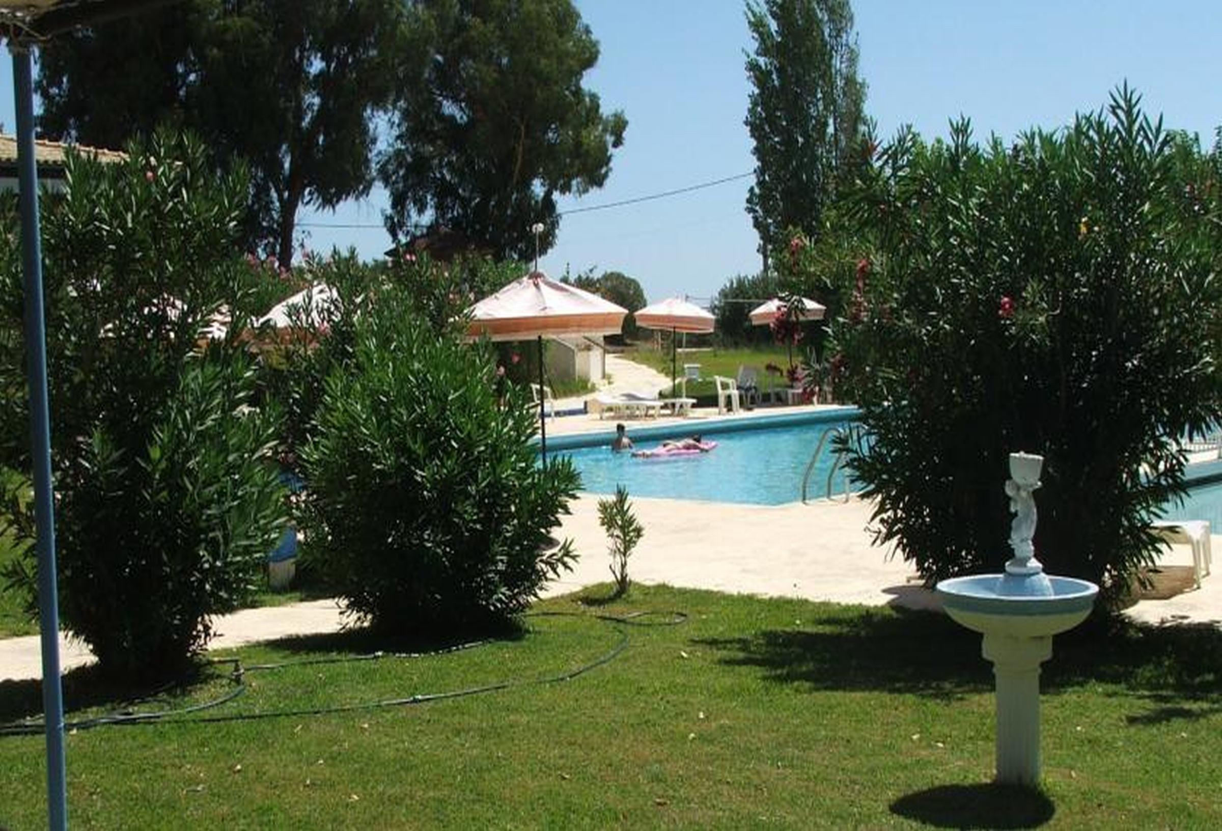 Irinna Hotel Svoronata Esterno foto