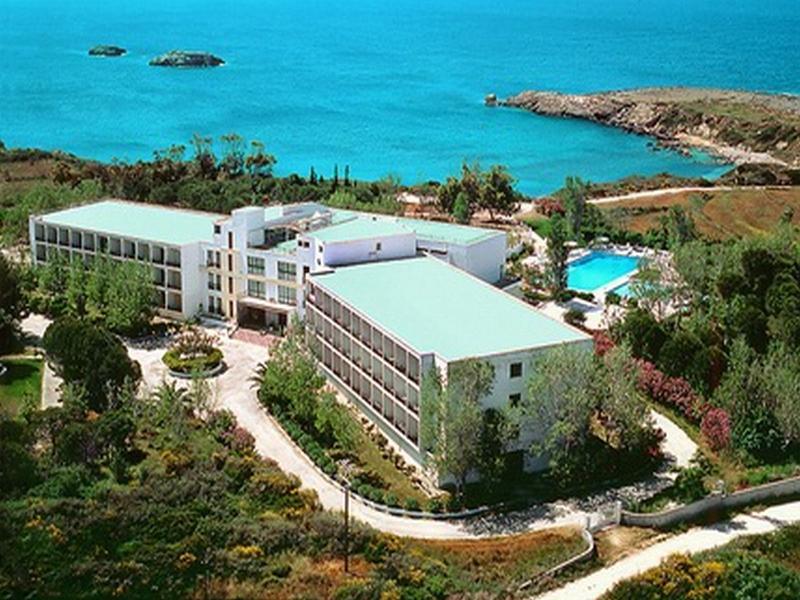 Irinna Hotel Svoronata Esterno foto