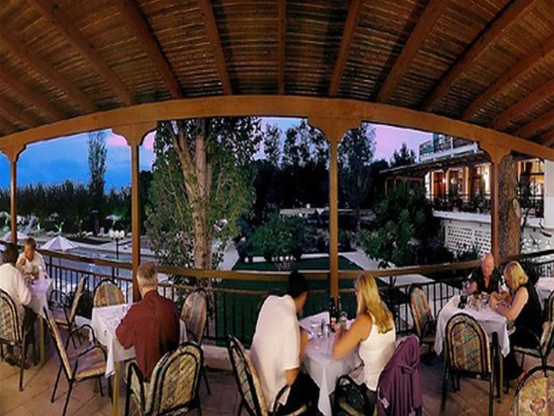 Irinna Hotel Svoronata Esterno foto