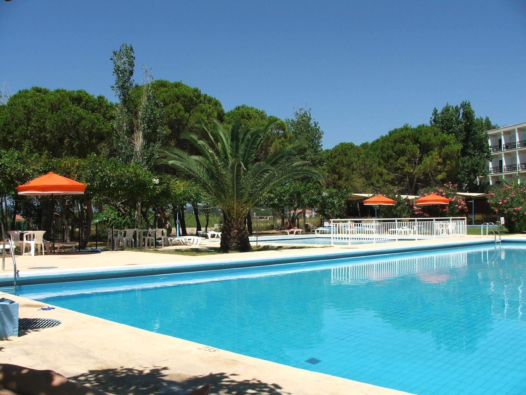 Irinna Hotel Svoronata Esterno foto